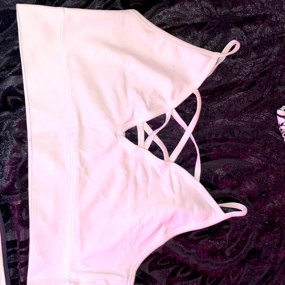 Sports bra  size XxL/2x good